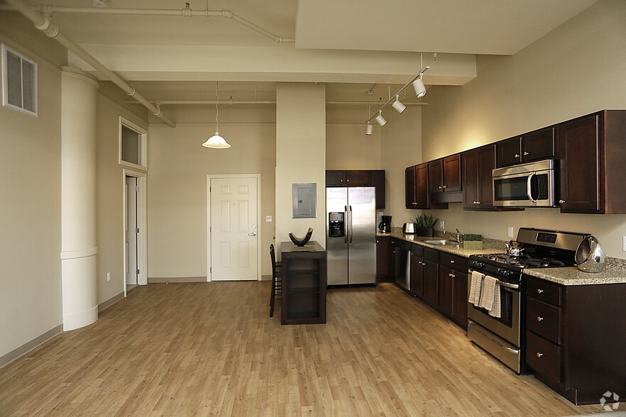 More Photos Of 24 Merrimack St, Lowell Apartments For Sale