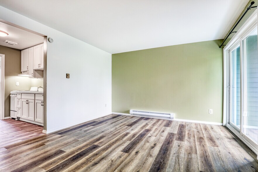 More Photos Of 720 Washington Ave N, Kent Apartments For Sale