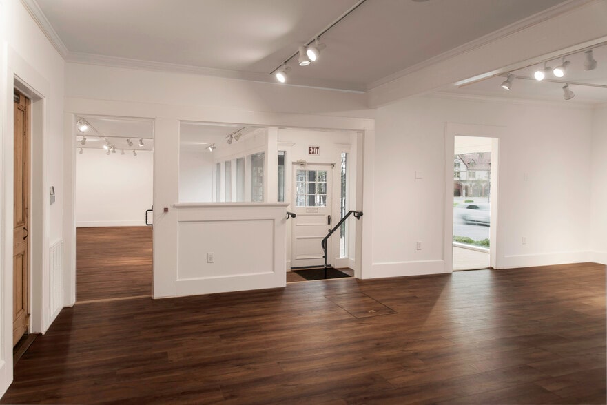 More Photos Of 30 All Souls Cres, Asheville General Retail For Lease