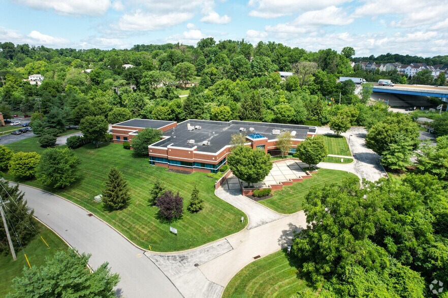 More Photos Of 31 General Warren Blvd, Malvern Flex For Sale