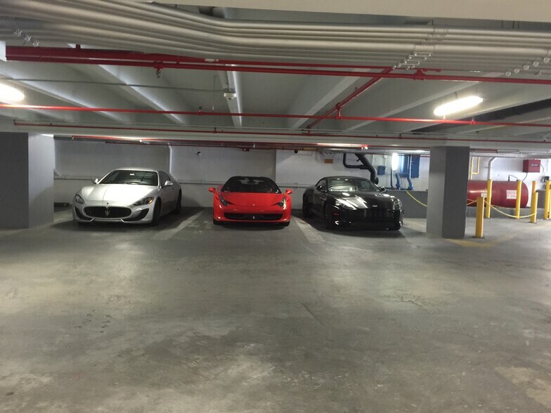 More Photos Of 2100 Ponce De Leon Blvd, Coral Gables Office For Lease