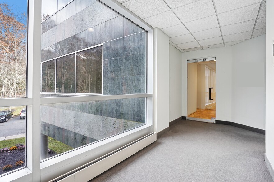 More Photos Of 2740 State Route 10 W, Parsippany Office For Sale