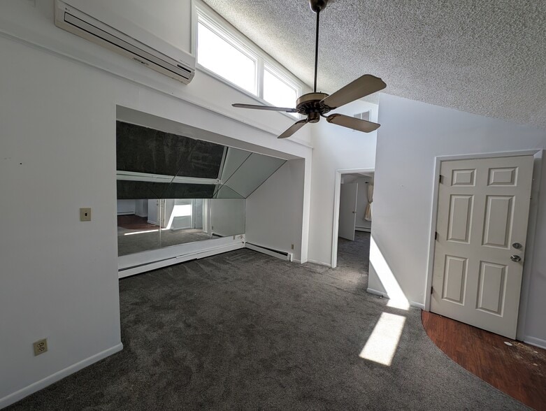 More Photos Of 1952 Kensington Ave, Buffalo Restaurant For Lease