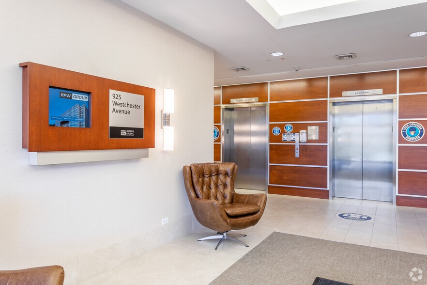 More Photos Of 925 Westchester Ave, White Plains Office For Lease