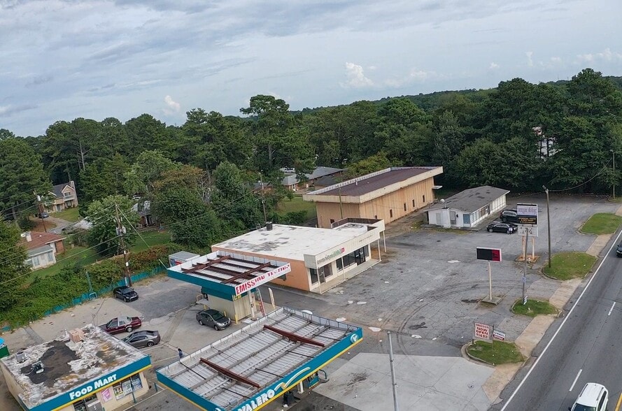 More Photos Of 5320 Riverdale Rd, Atlanta Freestanding For Lease