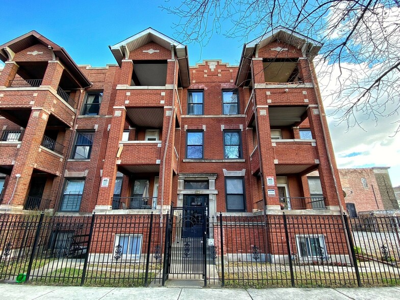 Primary Photo Of 5847-5849 S Michigan Ave, Chicago Apartments For Sale