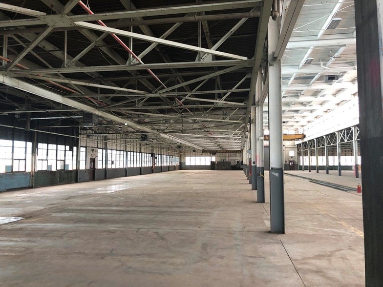 More Photos Of 44 Shelter Rock Rd, Danbury Unknown For Lease