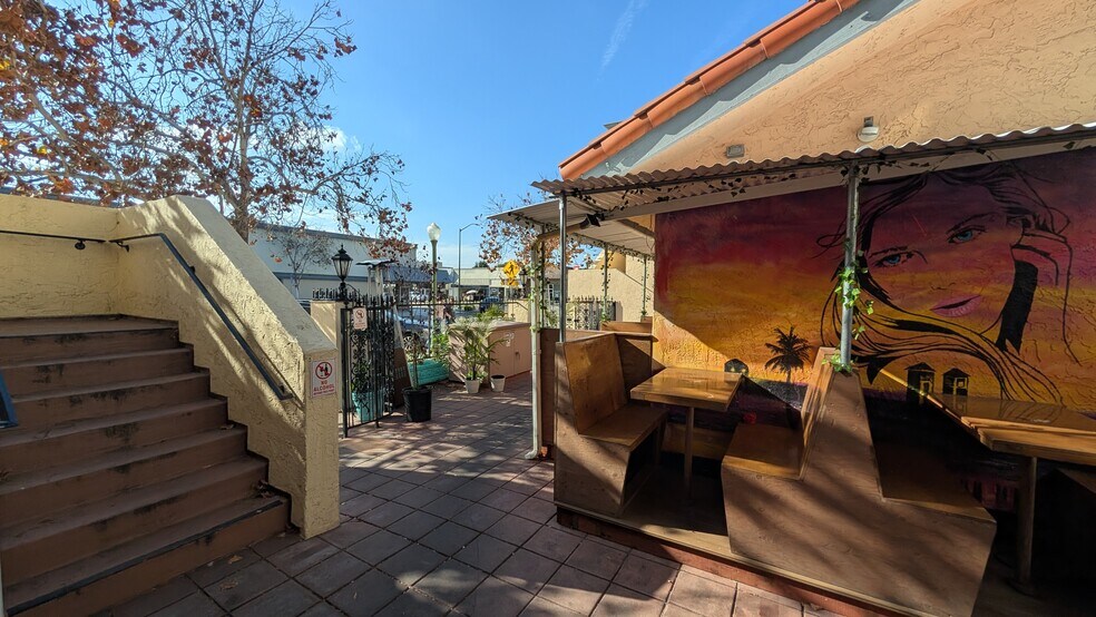 More Photos Of 201 E Grand Ave, Escondido Storefront Retail Office For Sale