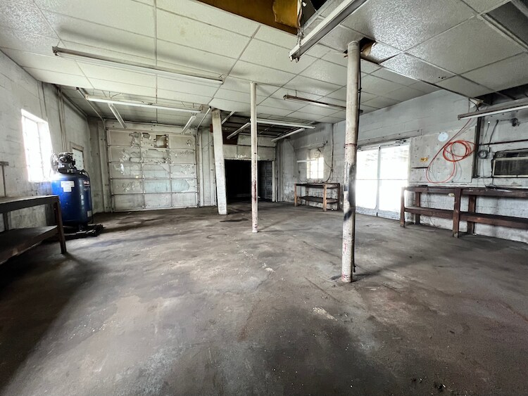 More Photos Of 1309 Old Cherry Point Rd, New Bern Light Manufacturing For Sale