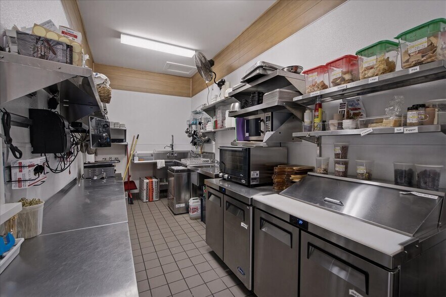 More Photos Of 114 S Broad St, Monroe General Retail For Sale