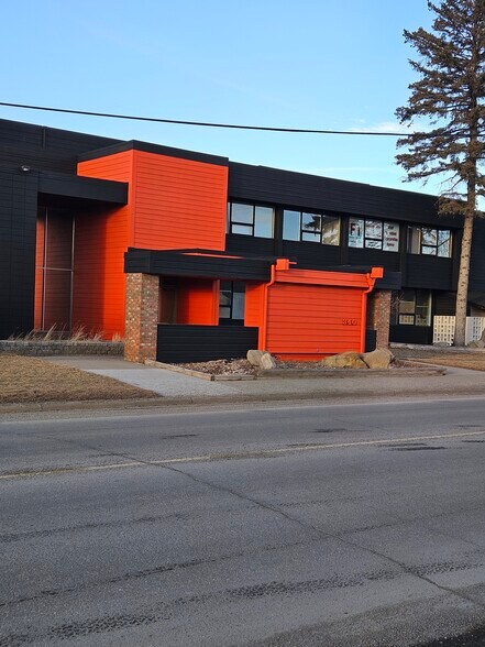 More Photos Of 340 50th Ave SE, Calgary Office For Sale