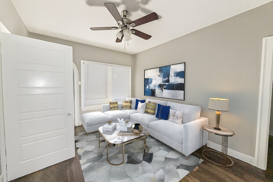 More Photos Of 2031 Fredericksburg Rd, San Antonio Apartments For Sale