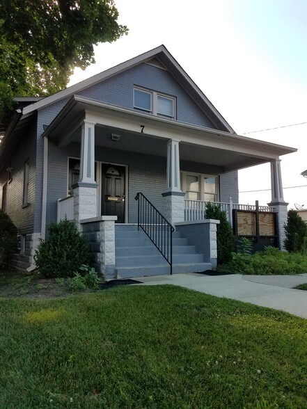 More Photos Of 7 Park Ave, Gaithersburg Office For Sale