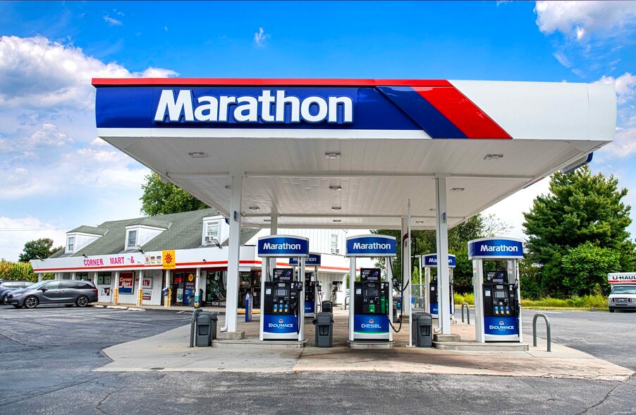 Primary Photo Of 201 Hanover Pike, Hampstead Service Station For Sale
