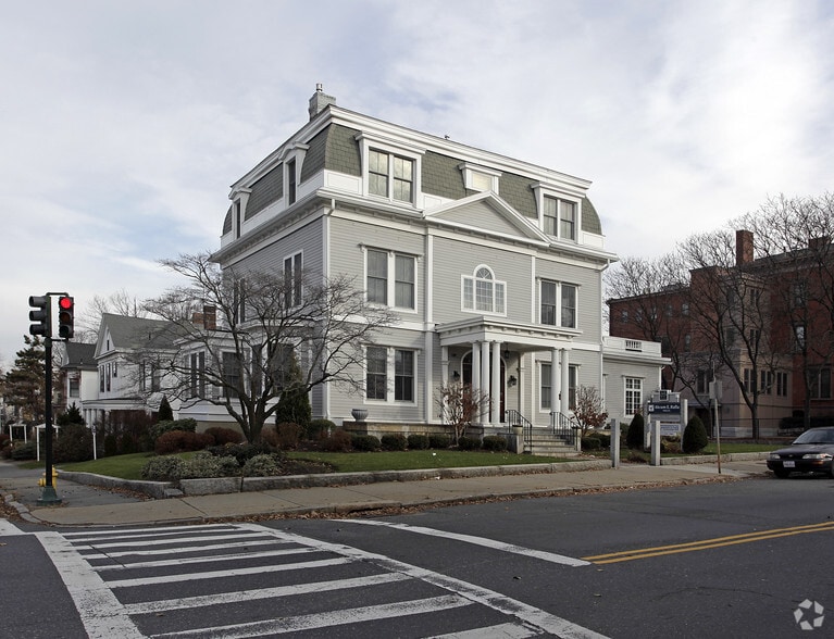 More Photos Of 65 Elm St, Worcester Office Residential For Sale