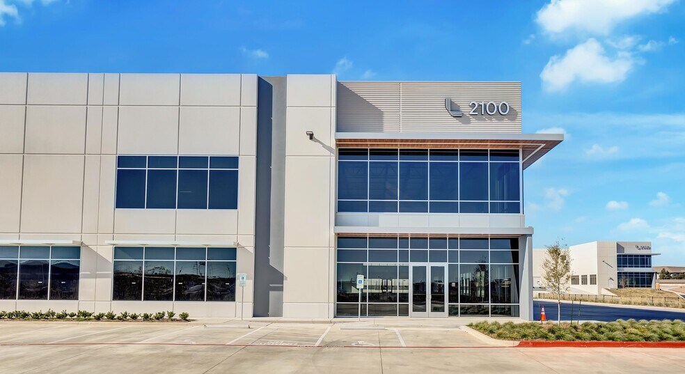 More Photos Of 2080 S AW Grimes Blvd, Round Rock Unknown For Lease