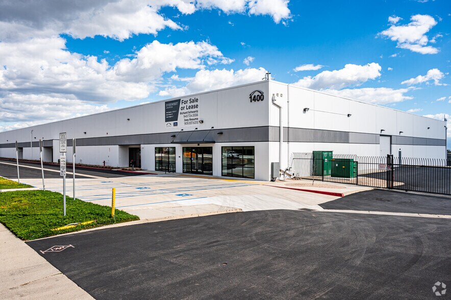 More Photos Of 1400-1410 E Holt Blvd, Ontario Warehouse For Lease