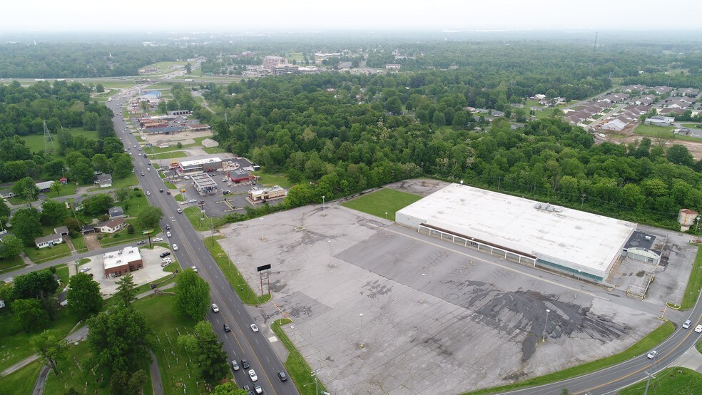 More Photos Of 2440 Lone Oak Rd, Paducah Freestanding For Sale