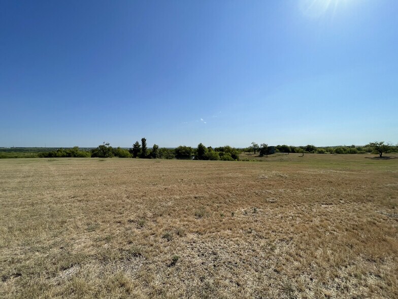 More Photos Of 6909 Wolf Lane, Del Valle Land For Sale