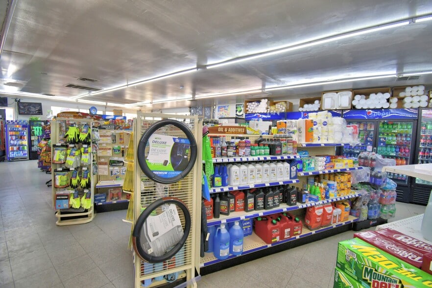 More Photos Of 16311 Highway 27, Lake Wales Service Station For Sale