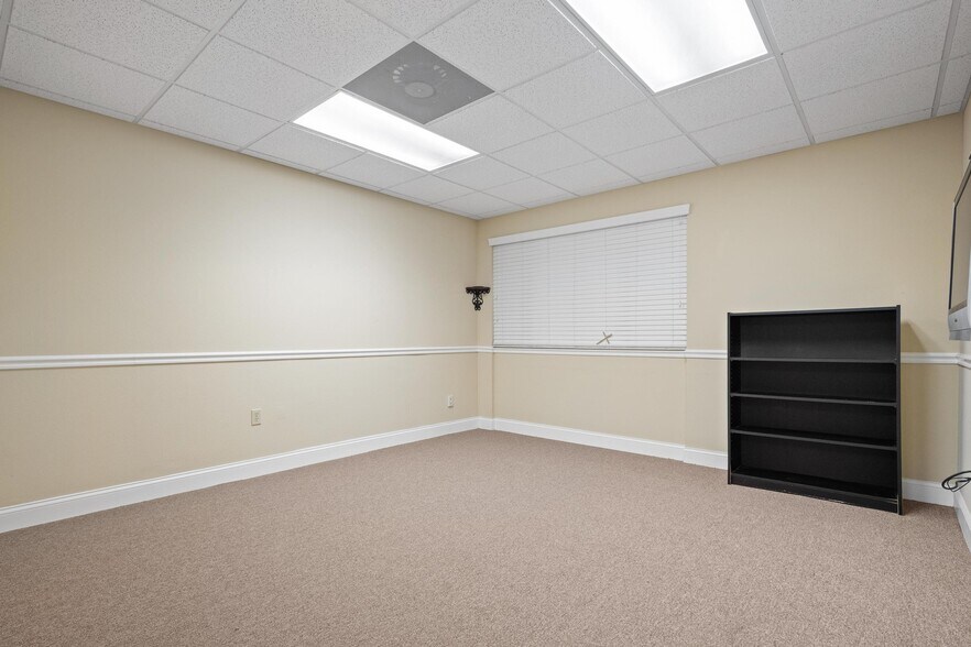 More Photos Of 701 Enterprise Rd E, Safety Harbor Office For Sale