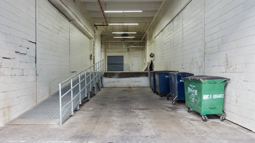 More Photos Of 31-00 47th Ave, Long Island City Industrial For Lease