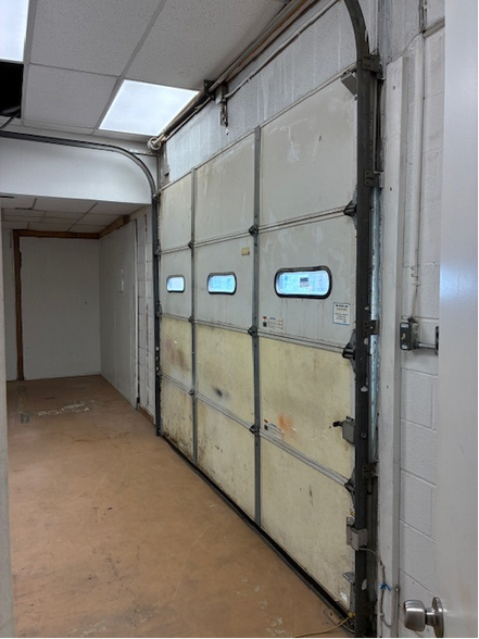 More Photos Of 12106-12108 Radium St, San Antonio Light Manufacturing For Lease