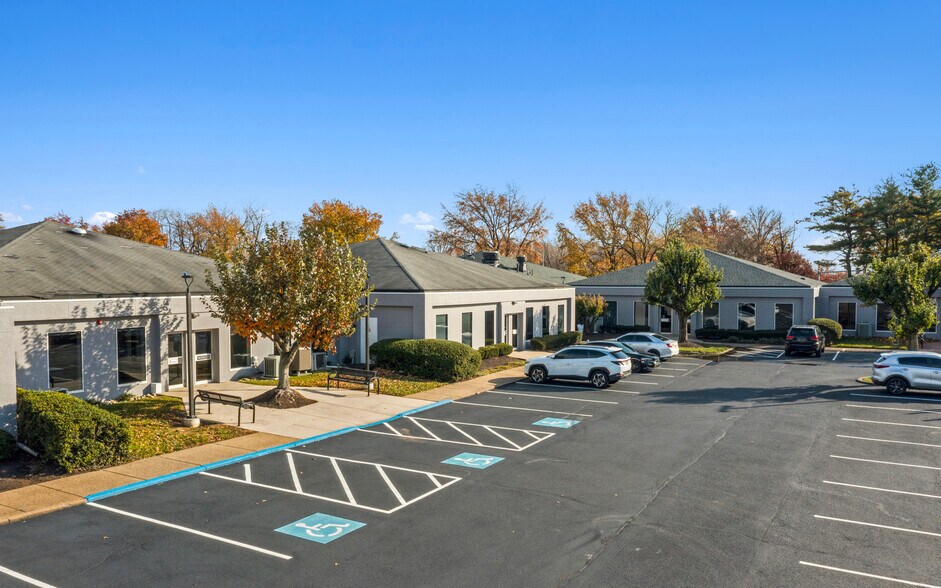 More Photos Of 970 Town Center Dr, Langhorne Unknown For Lease