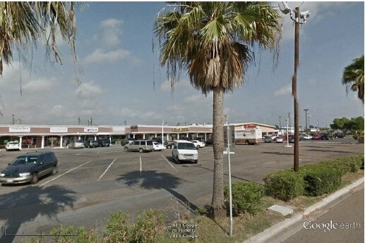 Primary Photo Of 1201-1221 N 7th St, Harlingen Storefront For Lease