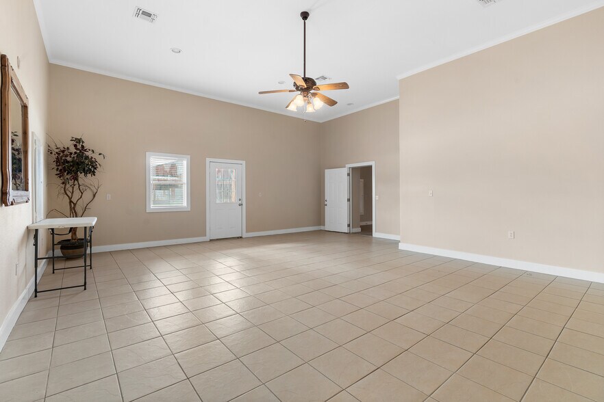 More Photos Of 2692 Highway 105 W, Navasota Specialty For Sale