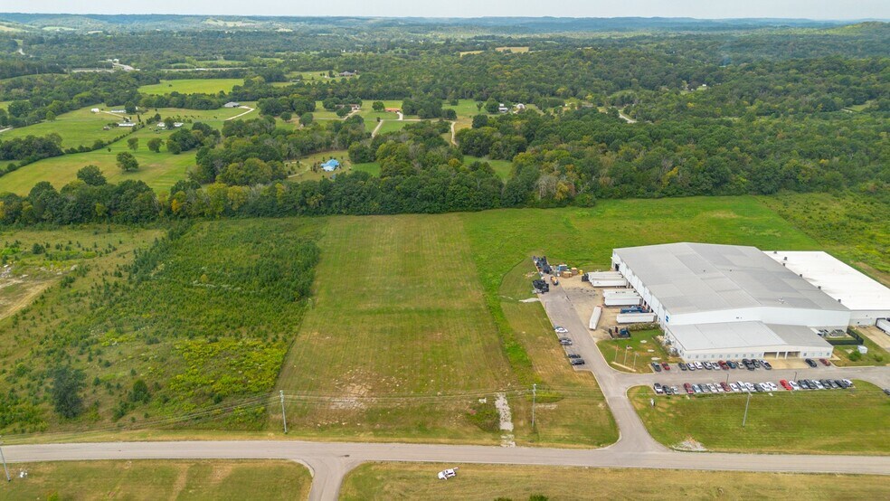 More Photos Of 1033 Veterans Dr, Lewisburg Land For Sale