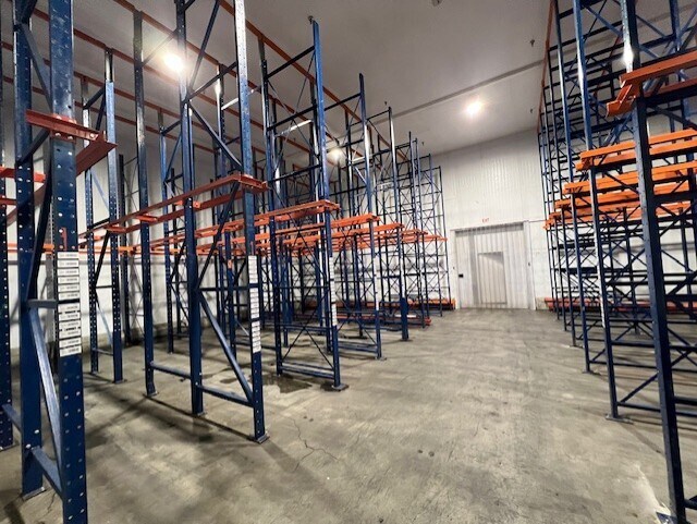 More Photos Of 1205-1321 Wholesale St, Los Angeles Warehouse For Lease