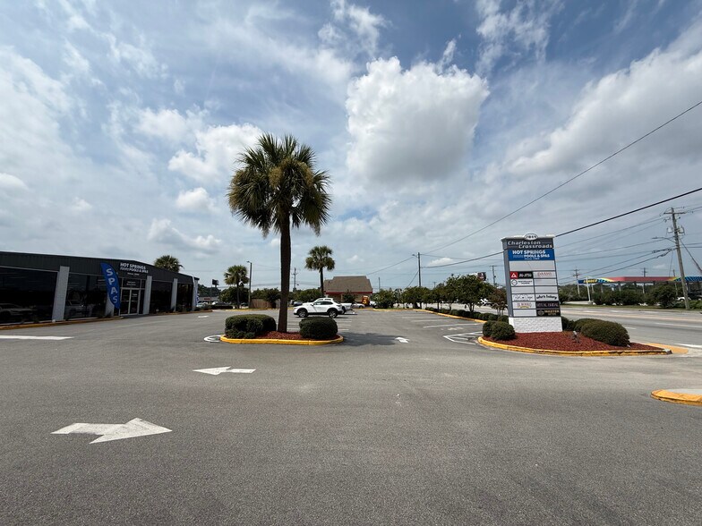 More Photos Of 5660 Rivers Ave, North Charleston Storefront For Lease