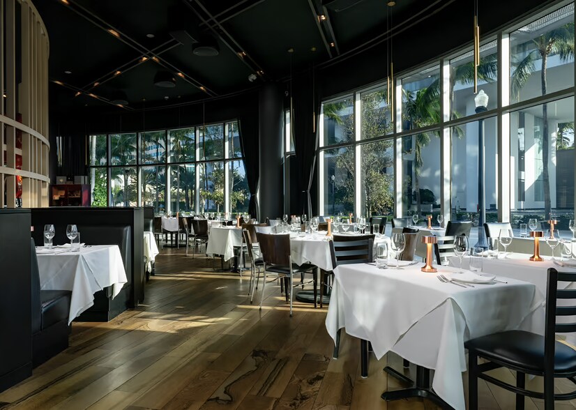 More Photos Of 801 S Pointe Dr, Miami Beach Apartments For Sale