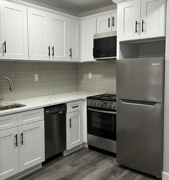 More Photos Of 3162 Villa Ave, Bronx Apartments For Sale