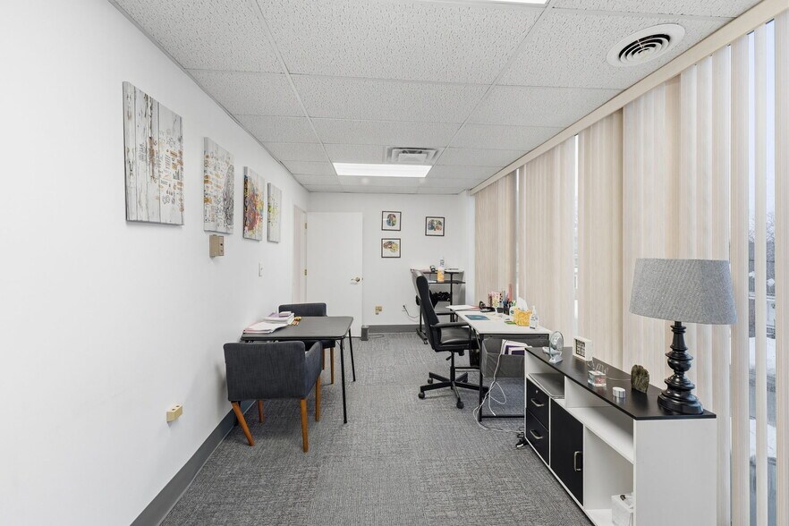 More Photos Of 1515 Smith St, North Providence Medical For Sale