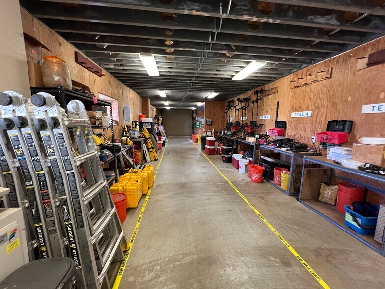More Photos Of 64-705 Waikelehua Pl, Kamuela Industrial For Lease