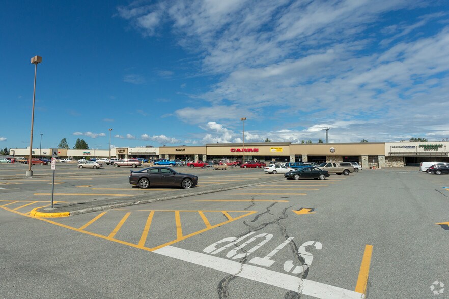 More Photos Of 11431 Business Blvd, Eagle River Freestanding For Lease