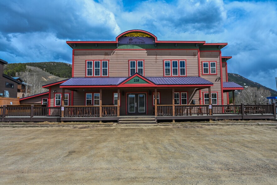 More Photos Of 228 Elcho Ave, Crested Butte Service Station For Sale