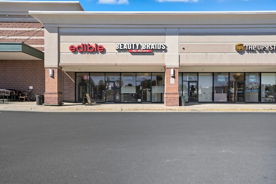 More Photos Of 9536 Liberia Ave, Manassas Supermarket For Lease