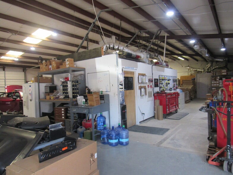 More Photos Of 659 Martin Duke Rd, Van Alstyne Warehouse For Lease