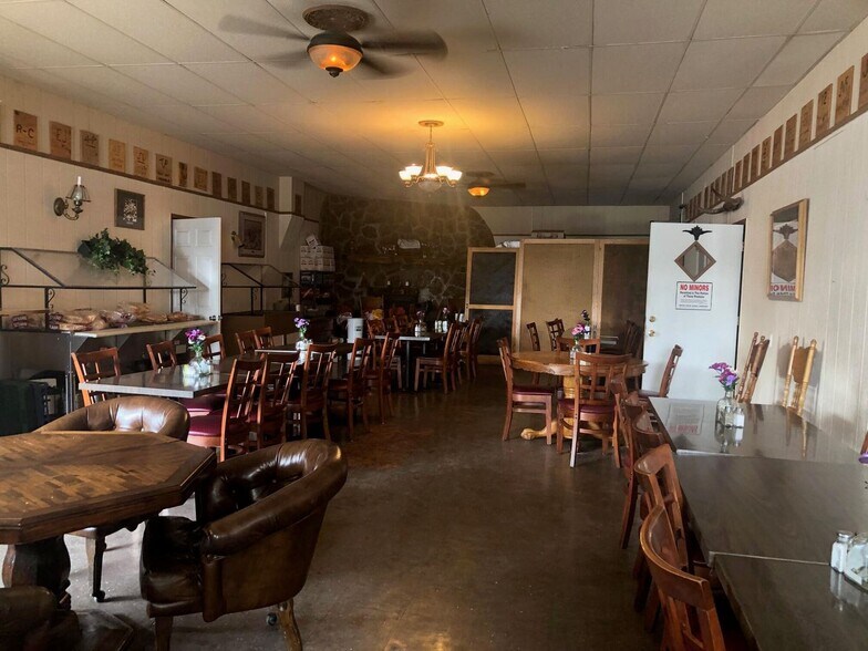 More Photos Of 28585 Hwy 70, Bonanza Restaurant For Sale