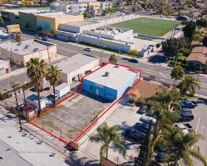 More Photos Of 3579 Gage Ave, Bell Medical For Sale