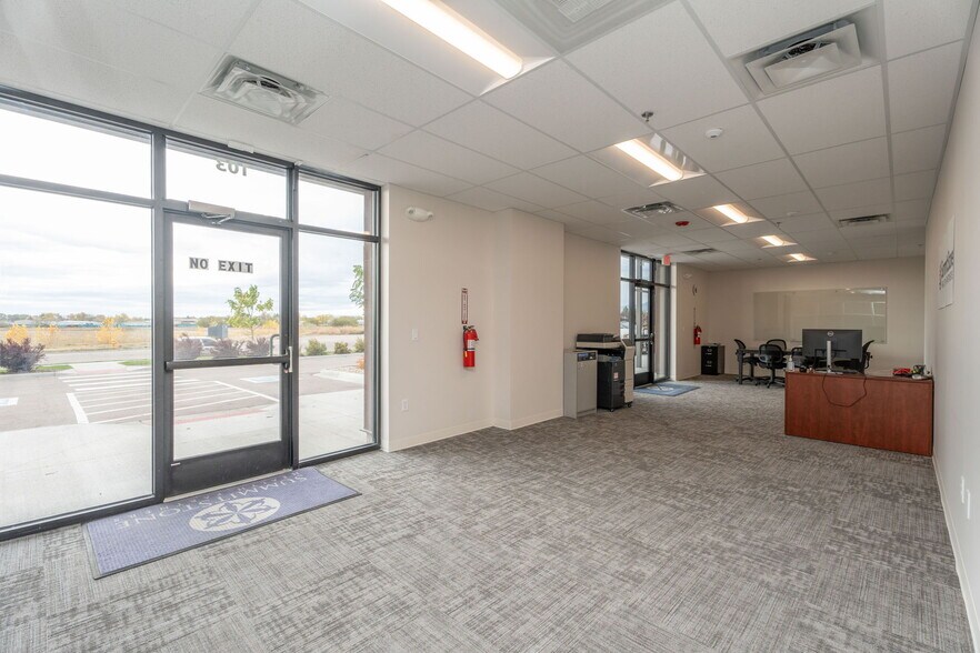 More Photos Of 2246 Zurich Dr, Fort Collins Warehouse For Lease