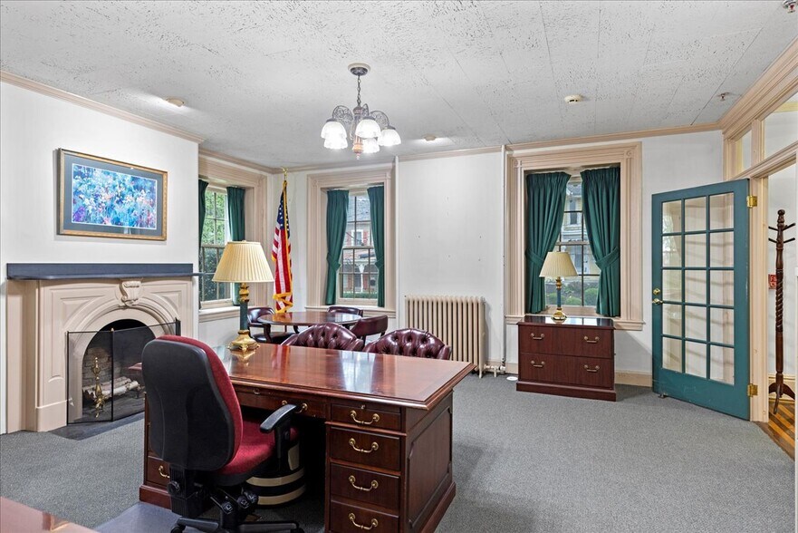 More Photos Of 152 N Main St, Doylestown Medical For Lease