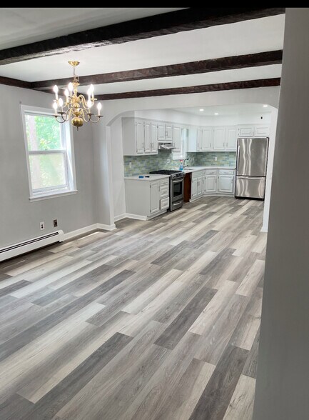 More Photos Of 2412 Boston Post Rd, Larchmont Apartments For Sale