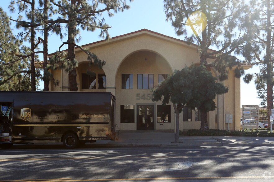 Primary Photo Of 5450 Ralston St, Ventura Office For Lease