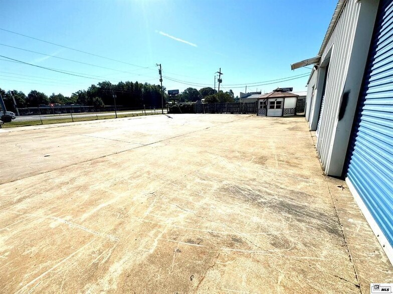 More Photos Of 4325 US 165, Monroe Industrial For Sale