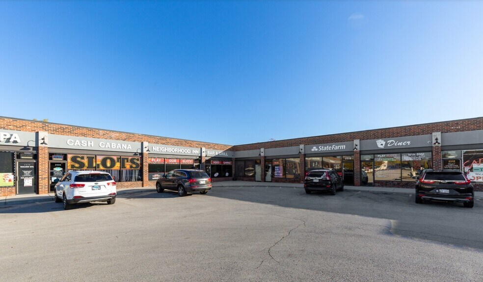 More Photos Of 2306-2332 Hassell Rd, Hoffman Estates Storefront For Sale