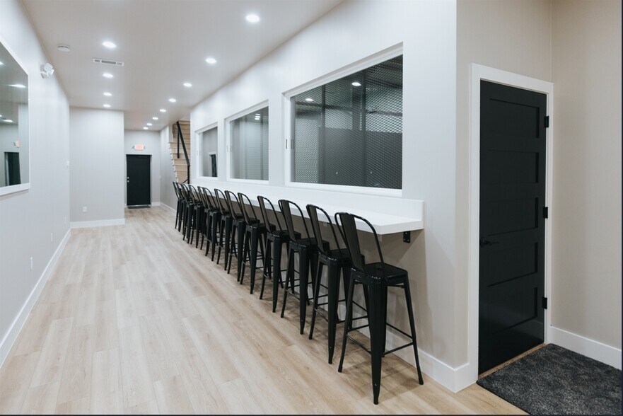 More Photos Of 293 County Road 4841, Haslet Unknown For Lease